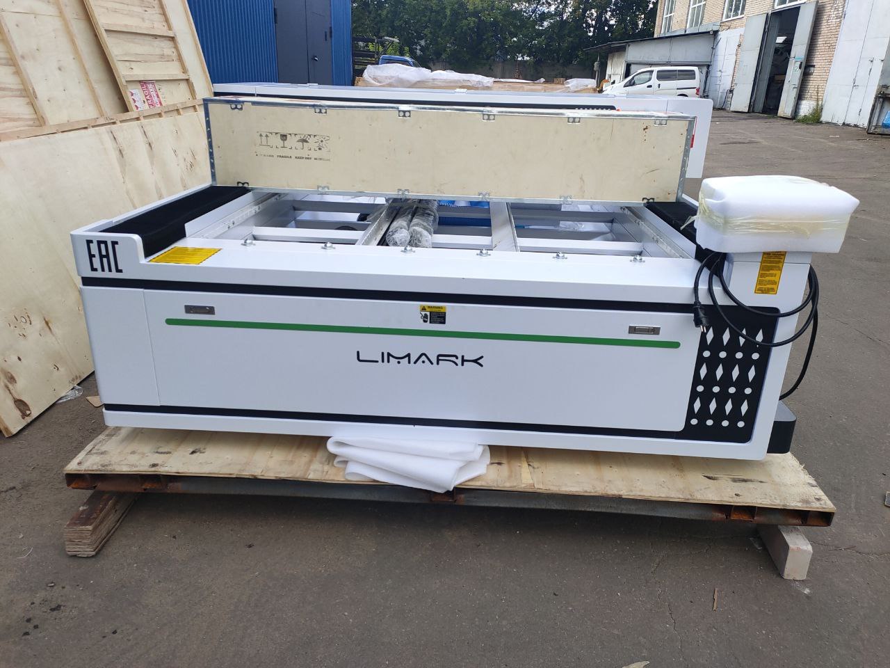 Лазерный станок LiMark 1616 QX 2 головы