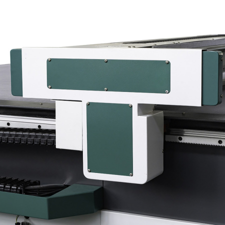 Планшетный режущий плоттер LIONE TC2516