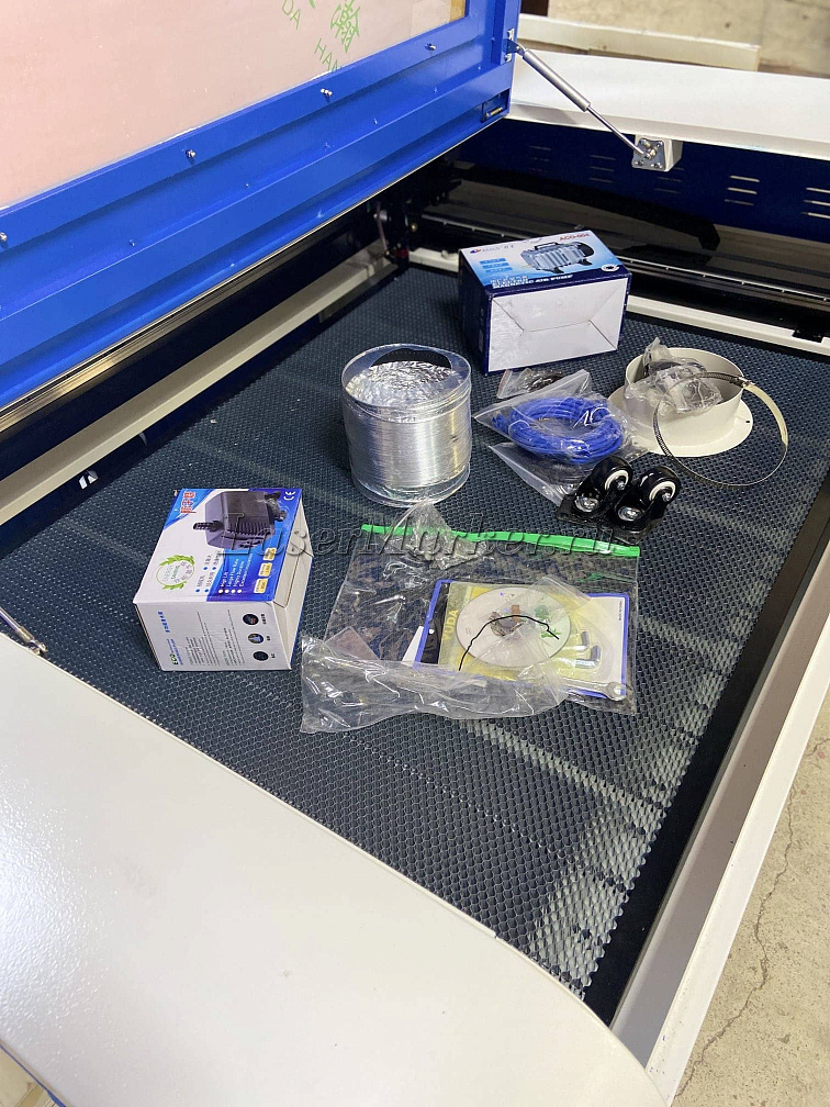 Лазерный станок LiMark 1610 SL